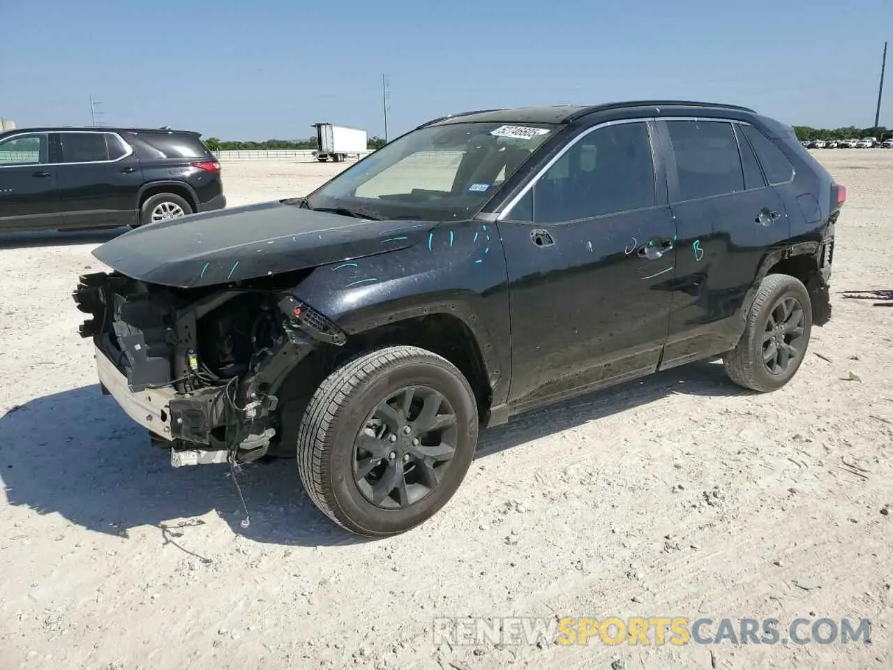 1 Photograph of a damaged car 2T3H1RFV0MC167548 TOYOTA RAV4 2021