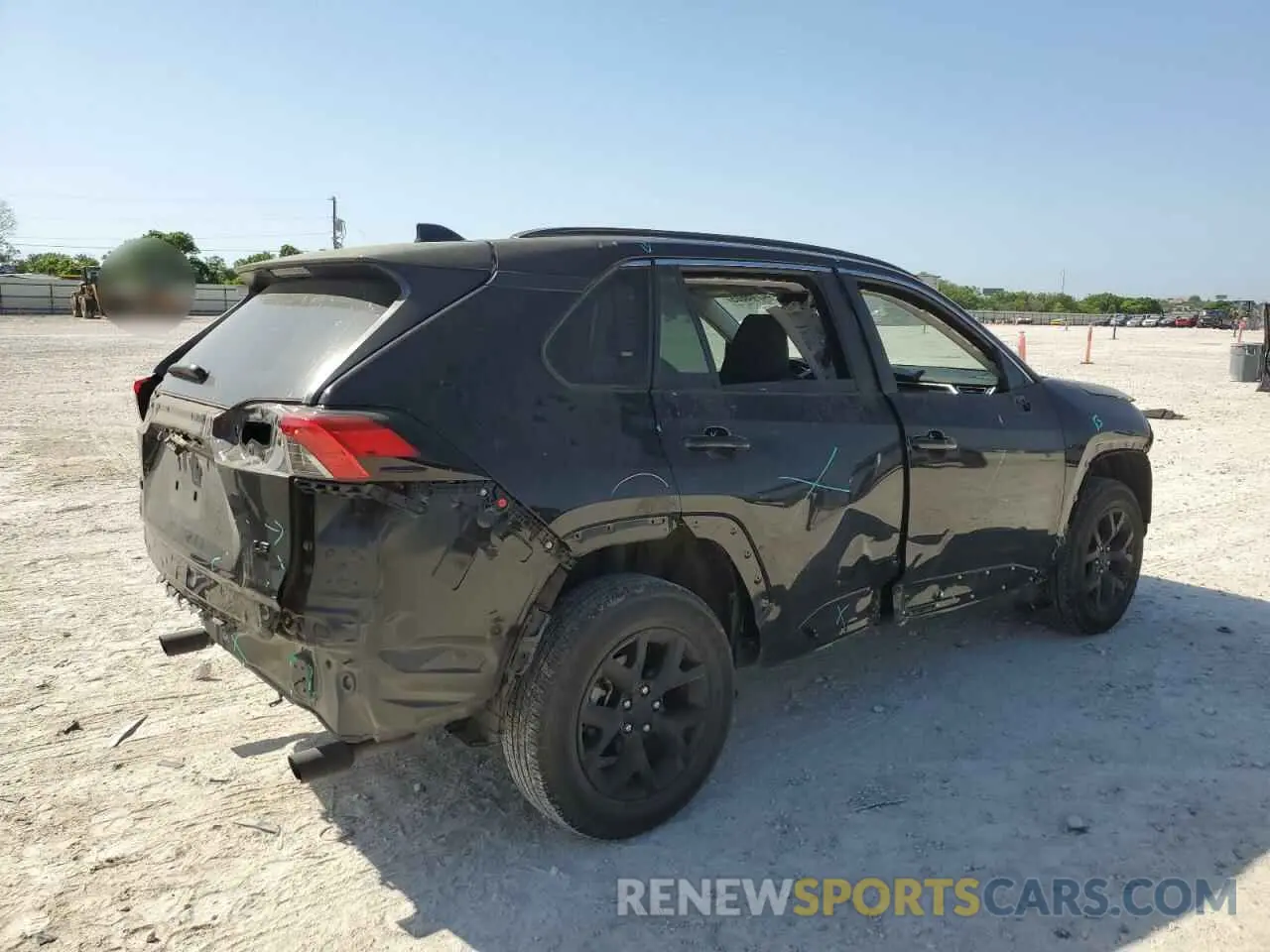 3 Photograph of a damaged car 2T3H1RFV0MC167548 TOYOTA RAV4 2021