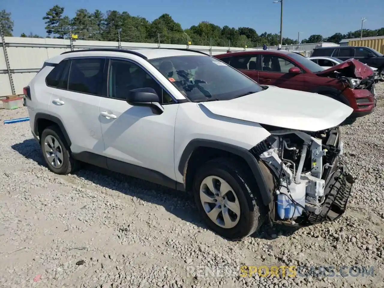 4 Photograph of a damaged car 2T3H1RFV0MW103766 TOYOTA RAV4 2021