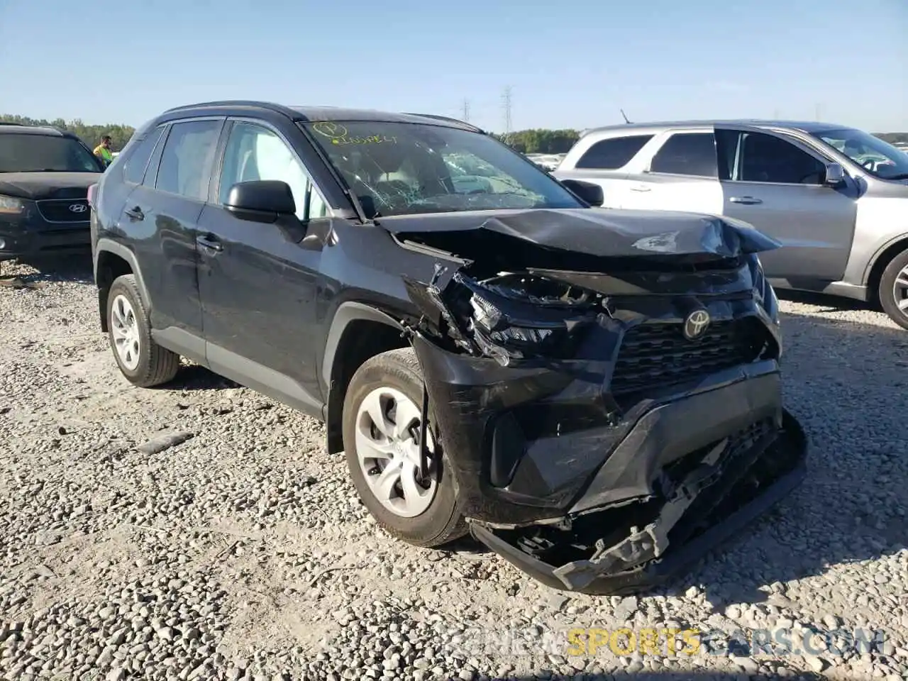 1 Photograph of a damaged car 2T3H1RFV0MW107073 TOYOTA RAV4 2021