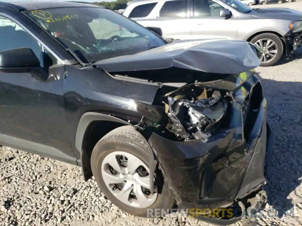 9 Photograph of a damaged car 2T3H1RFV0MW107073 TOYOTA RAV4 2021