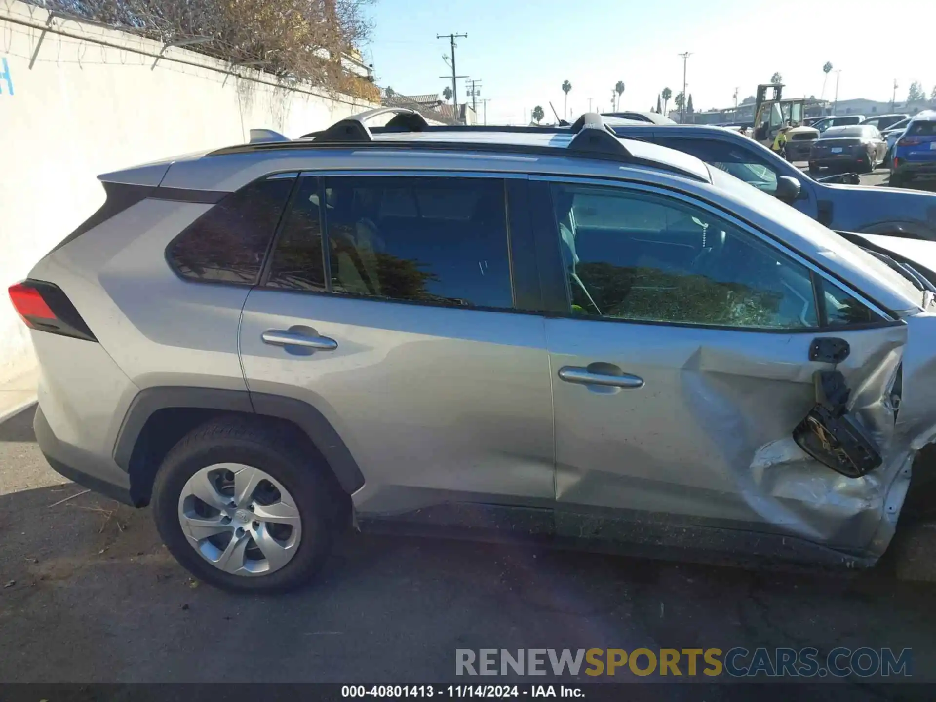 13 Photograph of a damaged car 2T3H1RFV0MW131339 TOYOTA RAV4 2021