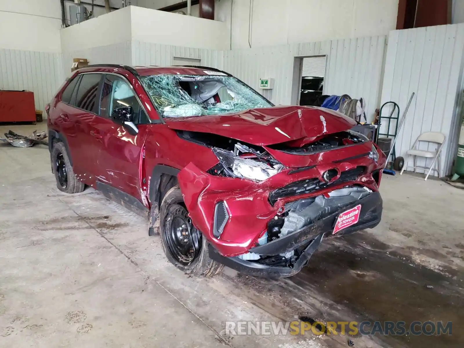 1 Photograph of a damaged car 2T3H1RFV0MW136489 TOYOTA RAV4 2021