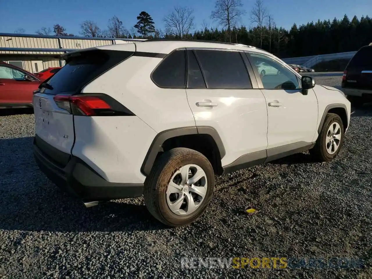 3 Photograph of a damaged car 2T3H1RFV0MW150442 TOYOTA RAV4 2021