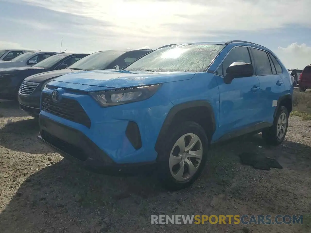 1 Photograph of a damaged car 2T3H1RFV0MW153003 TOYOTA RAV4 2021