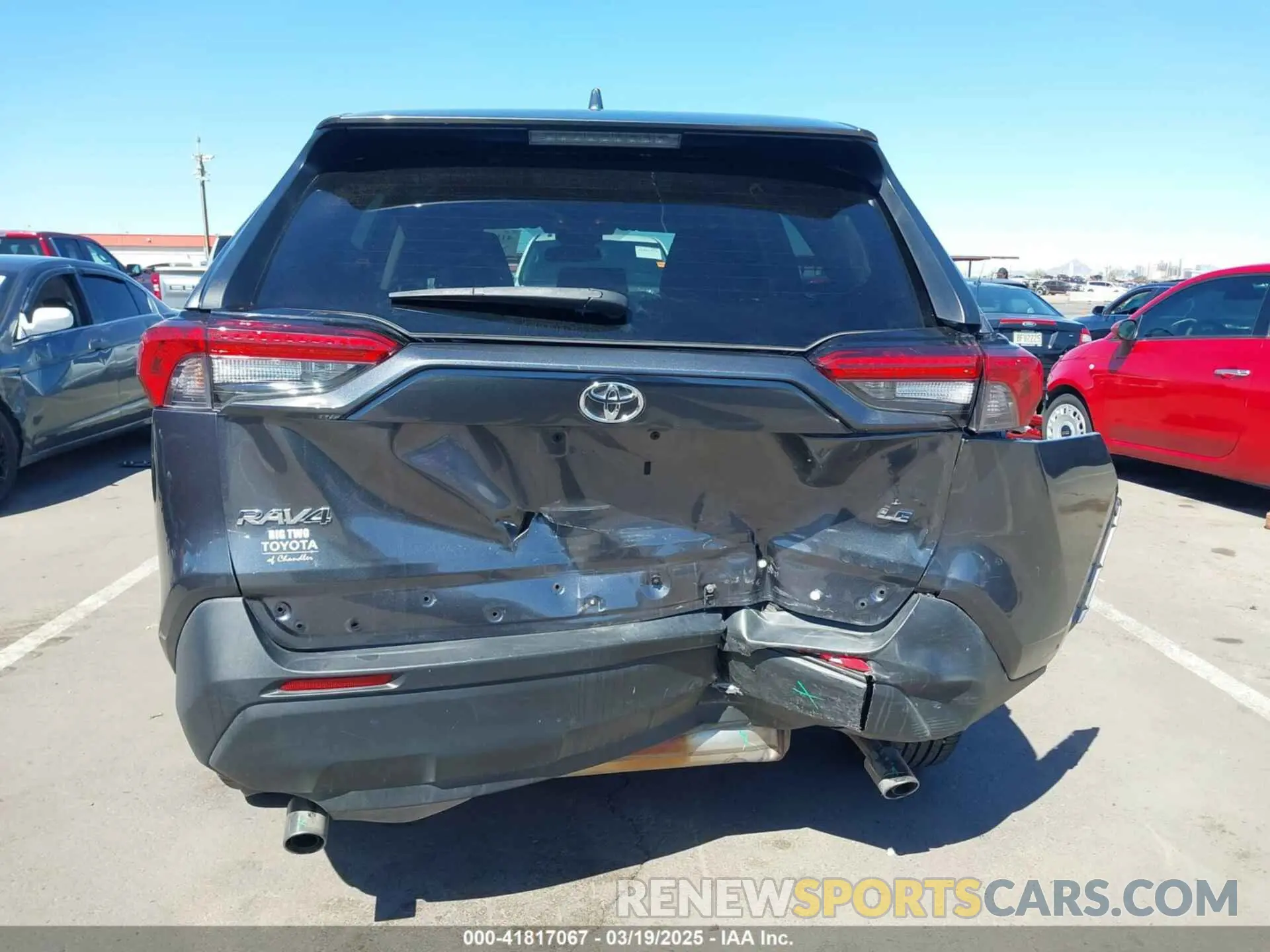 17 Photograph of a damaged car 2T3H1RFV1MC109898 TOYOTA RAV4 2021