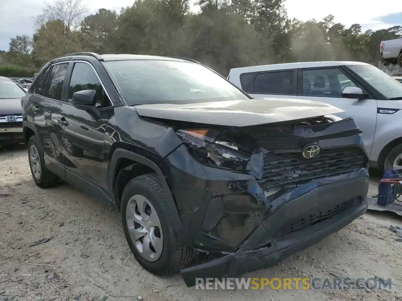 1 Photograph of a damaged car 2T3H1RFV1MC138236 TOYOTA RAV4 2021