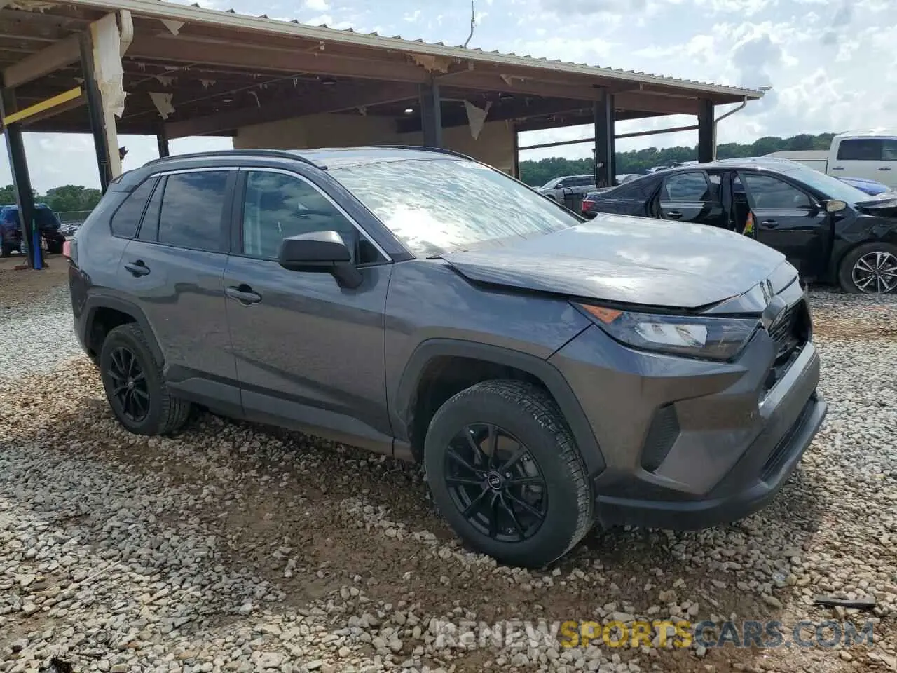 4 Photograph of a damaged car 2T3H1RFV1MC145686 TOYOTA RAV4 2021