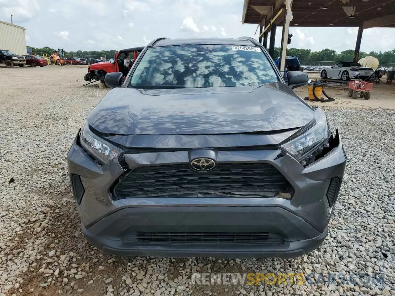 5 Photograph of a damaged car 2T3H1RFV1MC145686 TOYOTA RAV4 2021
