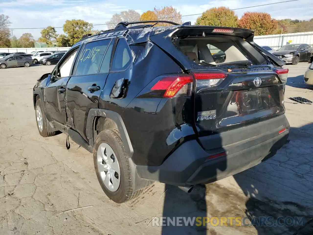 3 Photograph of a damaged car 2T3H1RFV1MC162231 TOYOTA RAV4 2021