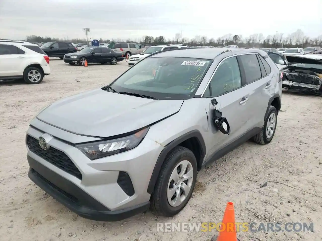 2 Photograph of a damaged car 2T3H1RFV1MW134394 TOYOTA RAV4 2021