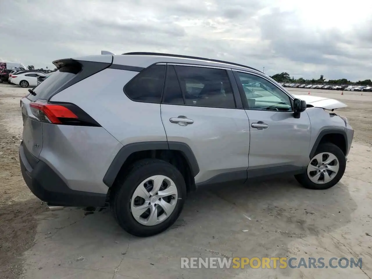 3 Photograph of a damaged car 2T3H1RFV1MW135979 TOYOTA RAV4 2021
