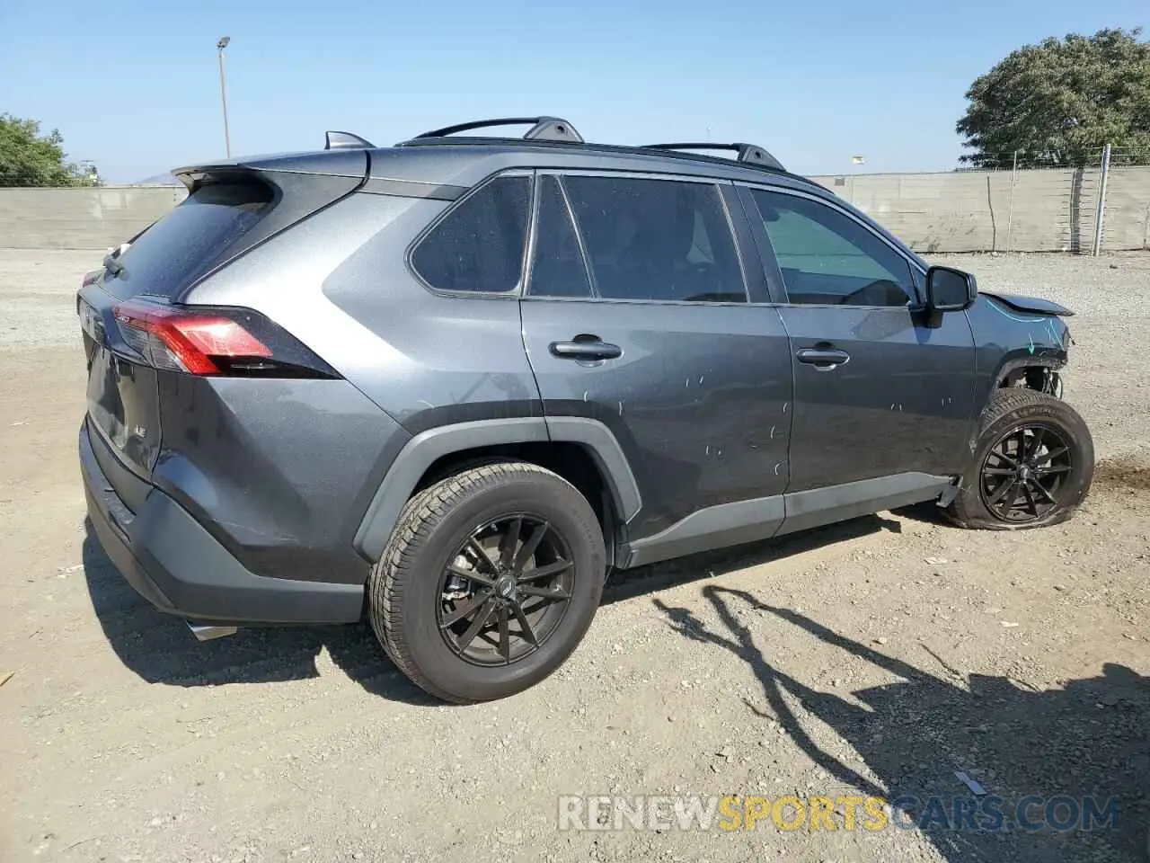 3 Photograph of a damaged car 2T3H1RFV2MC097051 TOYOTA RAV4 2021