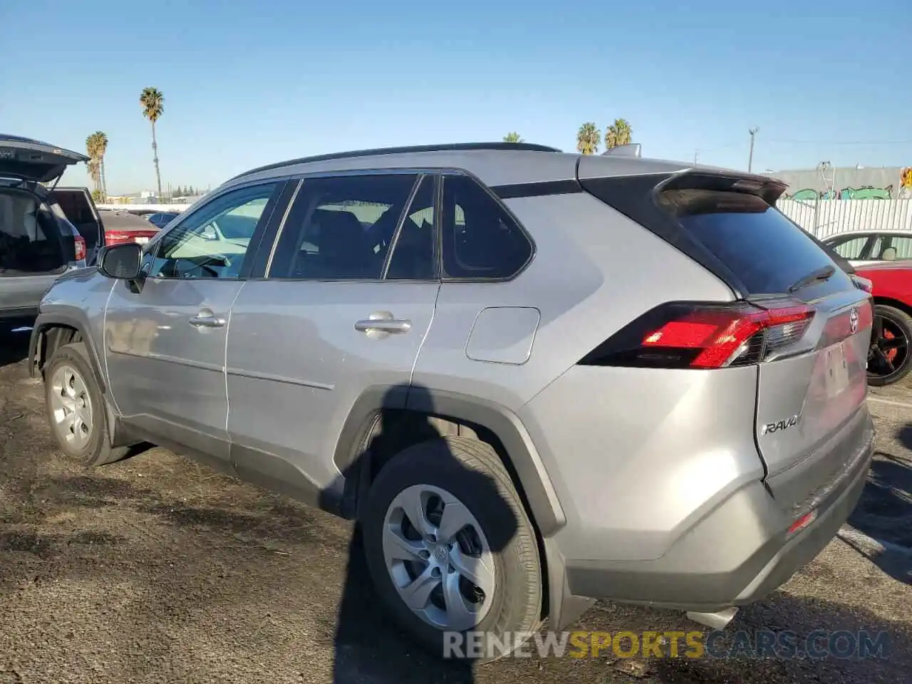 2 Photograph of a damaged car 2T3H1RFV2MC106105 TOYOTA RAV4 2021