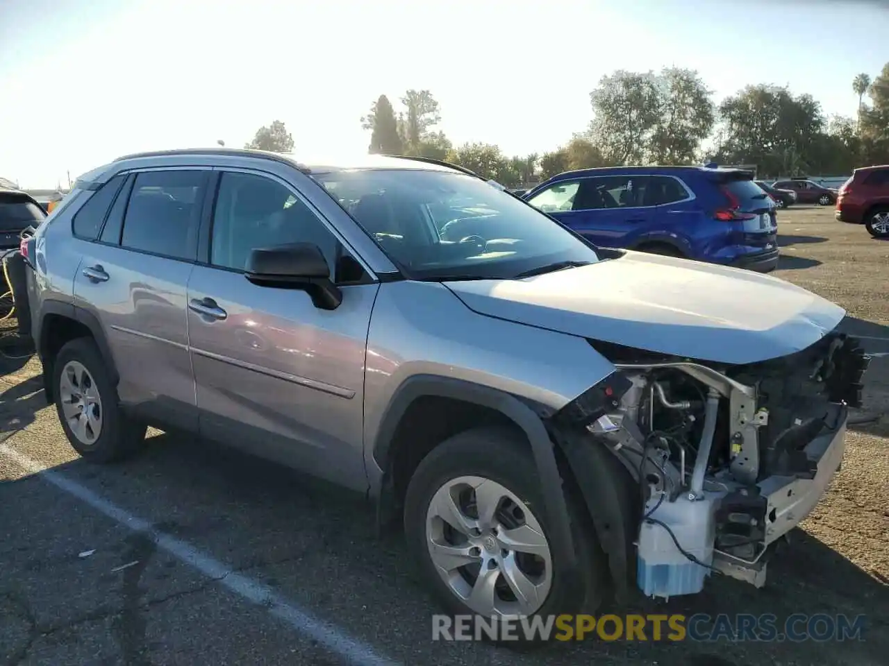 4 Photograph of a damaged car 2T3H1RFV2MC106105 TOYOTA RAV4 2021