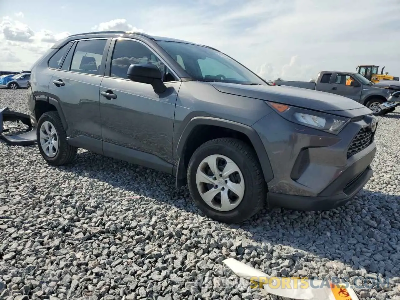 4 Photograph of a damaged car 2T3H1RFV2MC106914 TOYOTA RAV4 2021