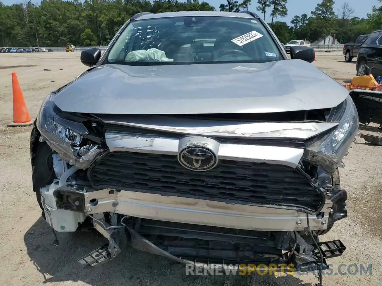 5 Photograph of a damaged car 2T3H1RFV2MC107044 TOYOTA RAV4 2021