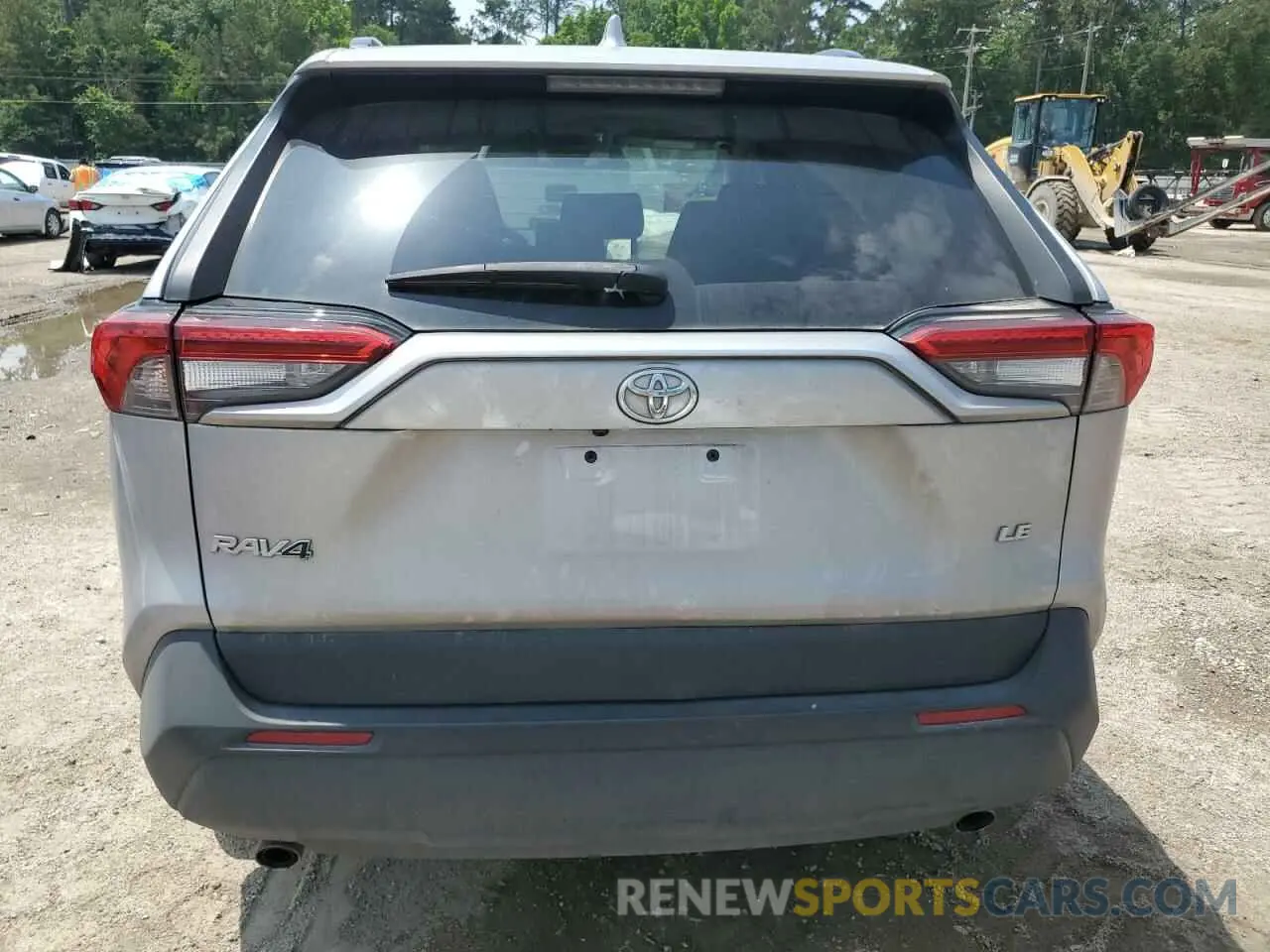 6 Photograph of a damaged car 2T3H1RFV2MC107044 TOYOTA RAV4 2021