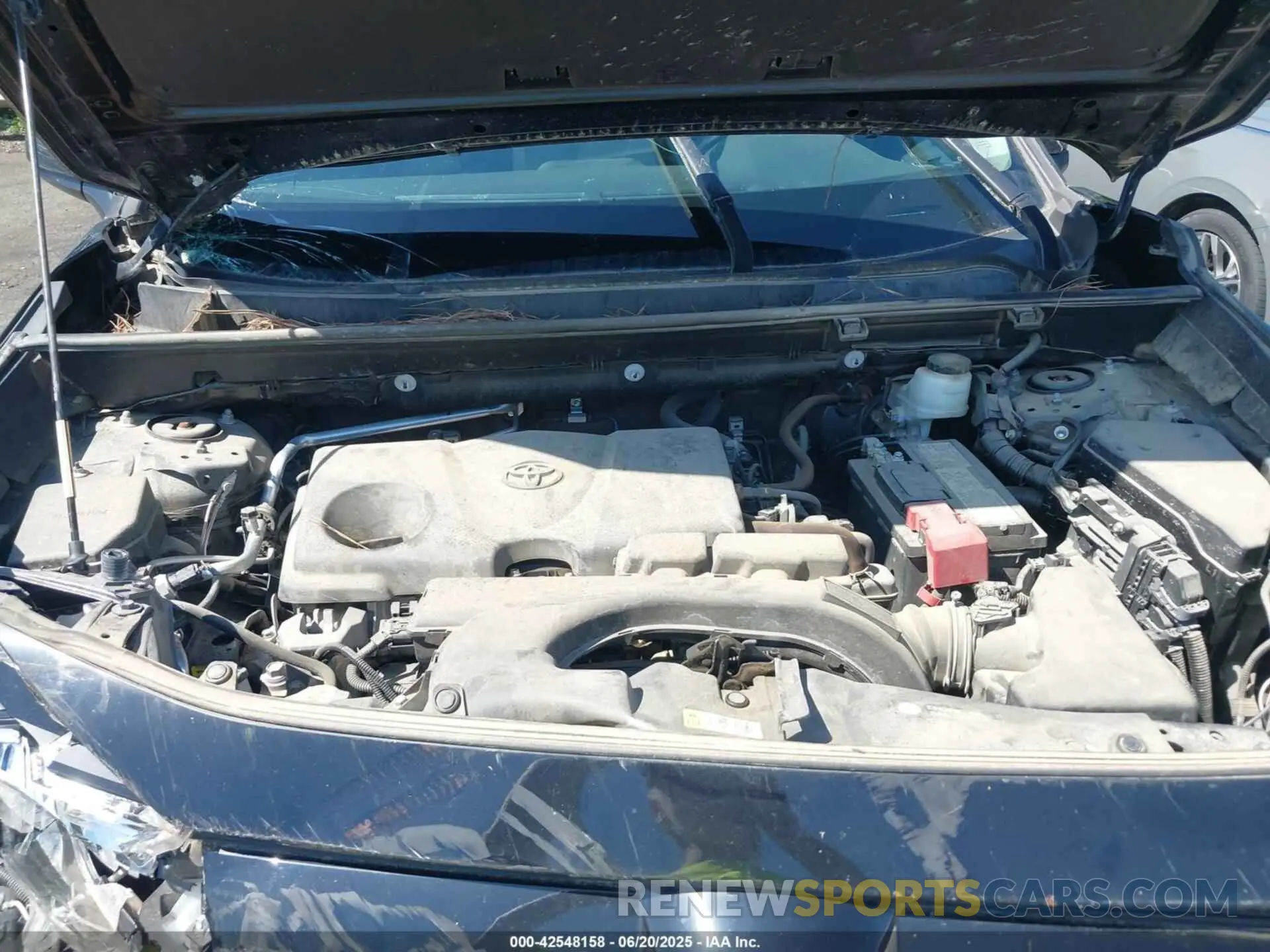 10 Photograph of a damaged car 2T3H1RFV2MC112003 TOYOTA RAV4 2021