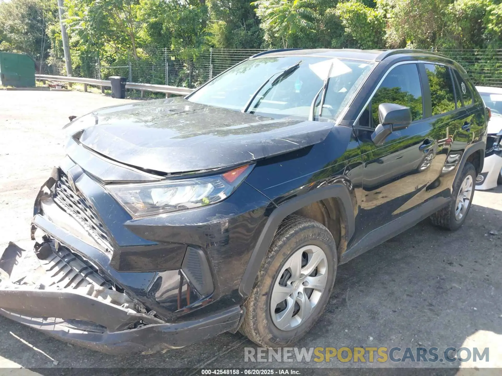 2 Photograph of a damaged car 2T3H1RFV2MC112003 TOYOTA RAV4 2021