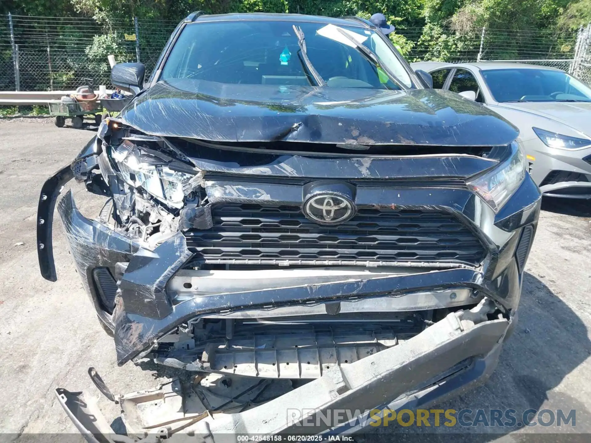 6 Photograph of a damaged car 2T3H1RFV2MC112003 TOYOTA RAV4 2021