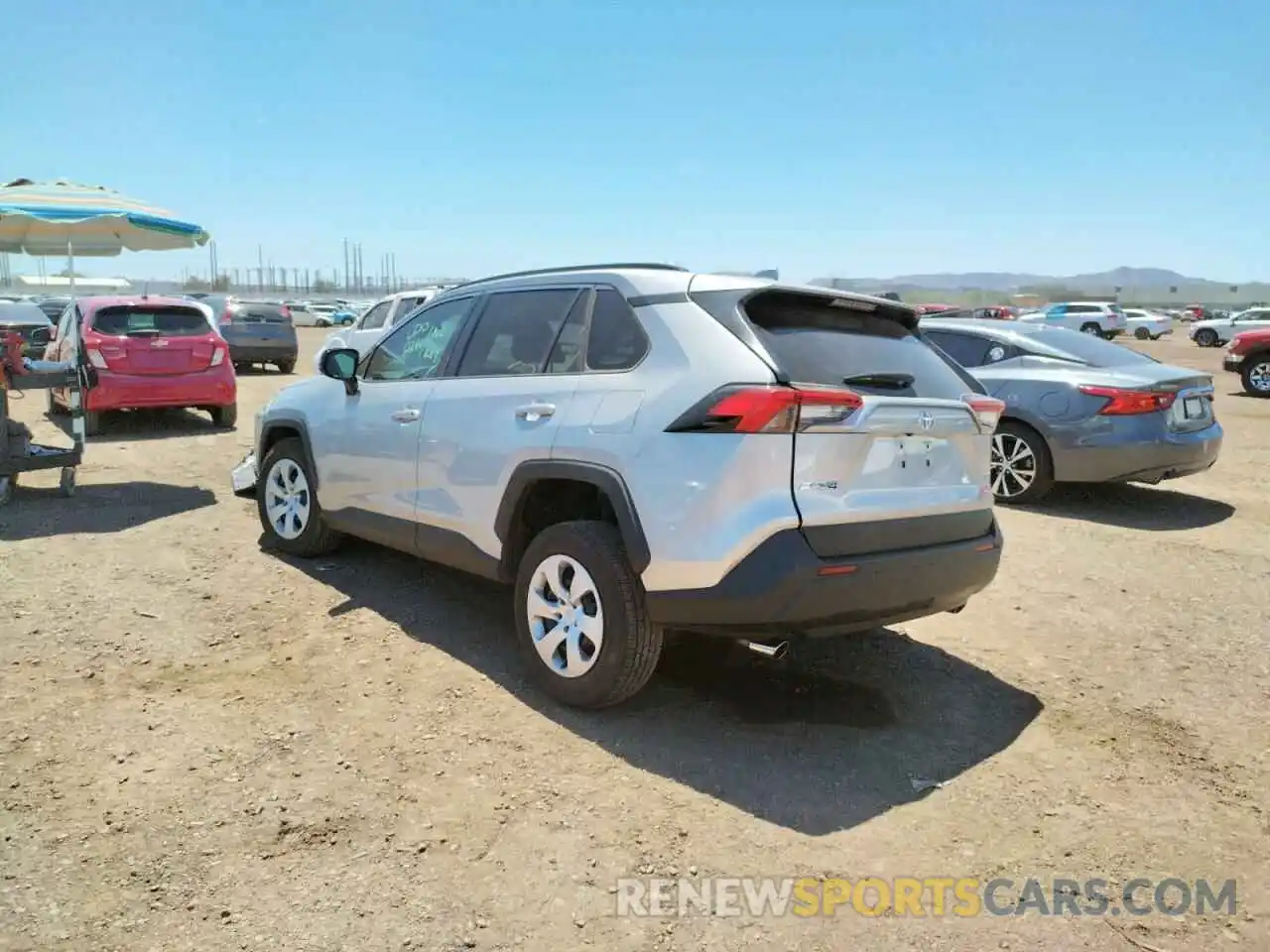 3 Photograph of a damaged car 2T3H1RFV2MC130307 TOYOTA RAV4 2021