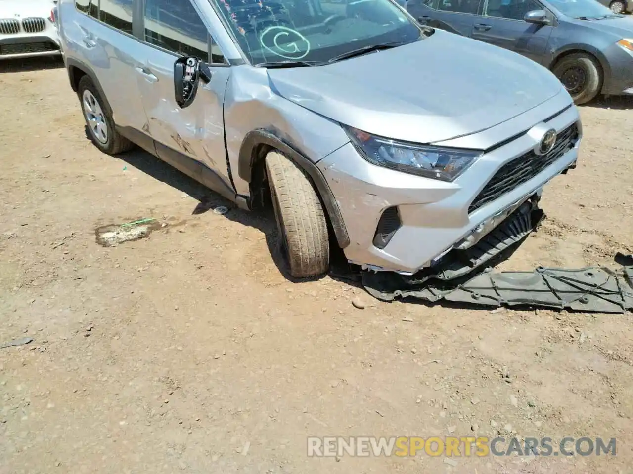 9 Photograph of a damaged car 2T3H1RFV2MC130307 TOYOTA RAV4 2021