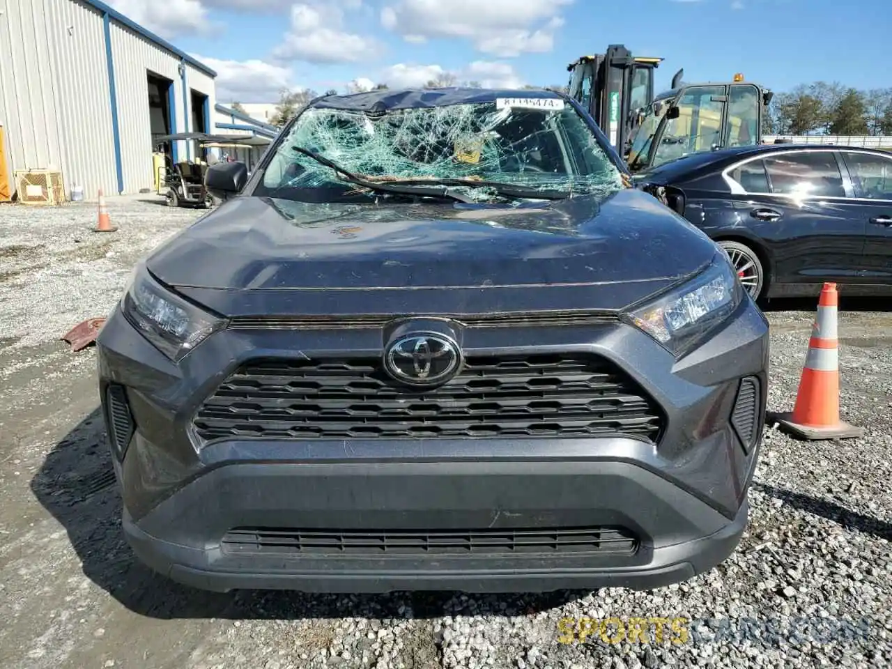 5 Photograph of a damaged car 2T3H1RFV2MC132932 TOYOTA RAV4 2021