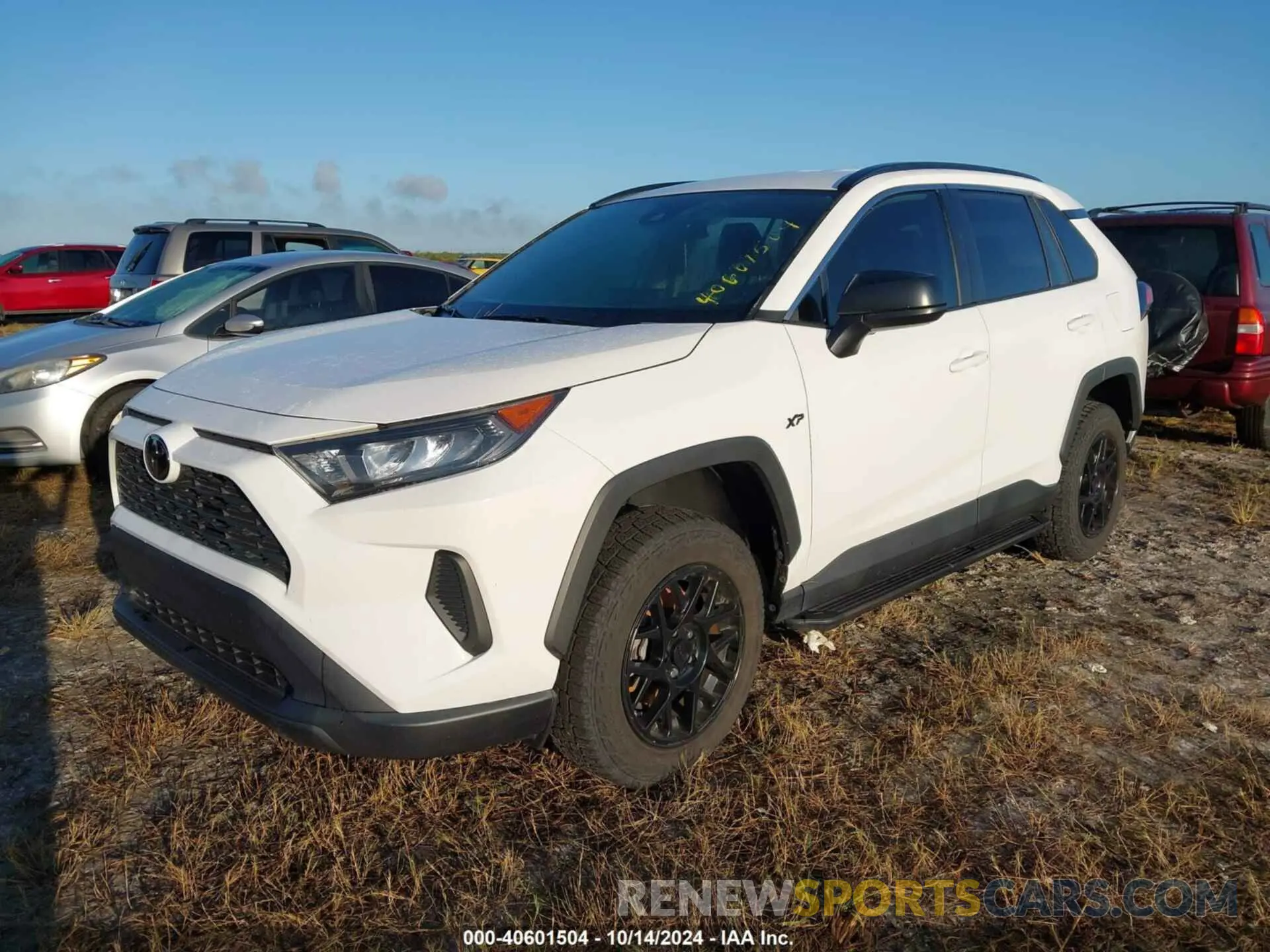 2 Photograph of a damaged car 2T3H1RFV2MC133515 TOYOTA RAV4 2021