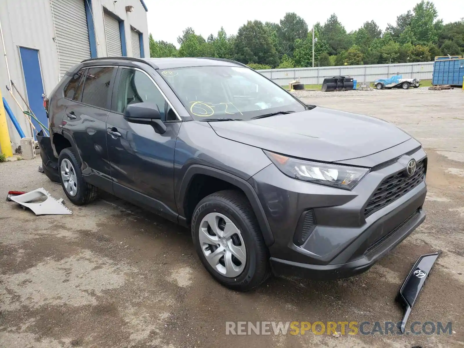 1 Photograph of a damaged car 2T3H1RFV2MC136561 TOYOTA RAV4 2021