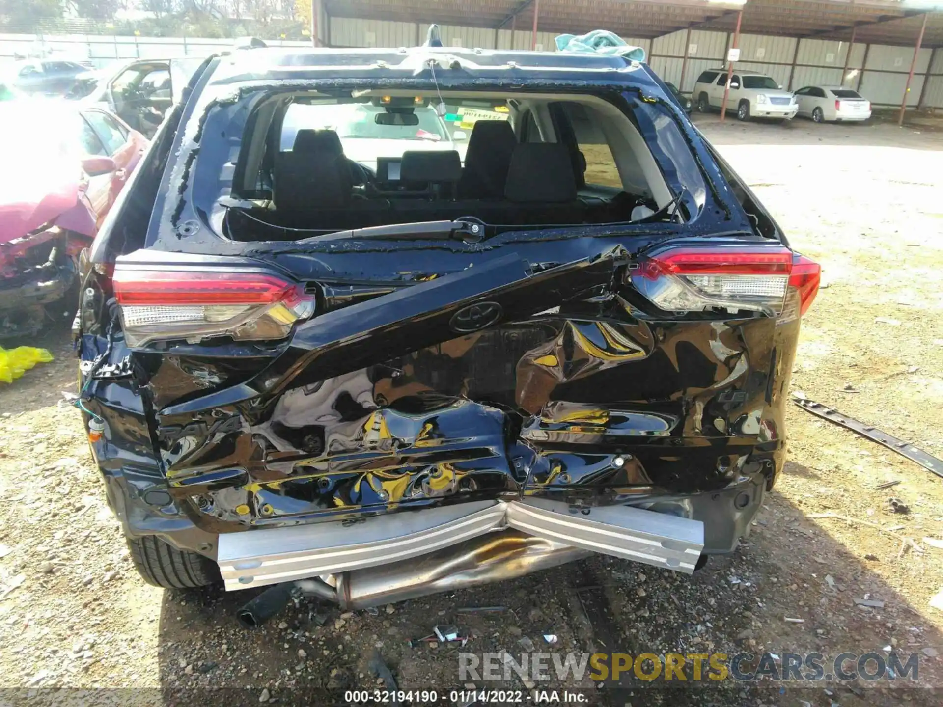 6 Photograph of a damaged car 2T3H1RFV2MC140187 TOYOTA RAV4 2021