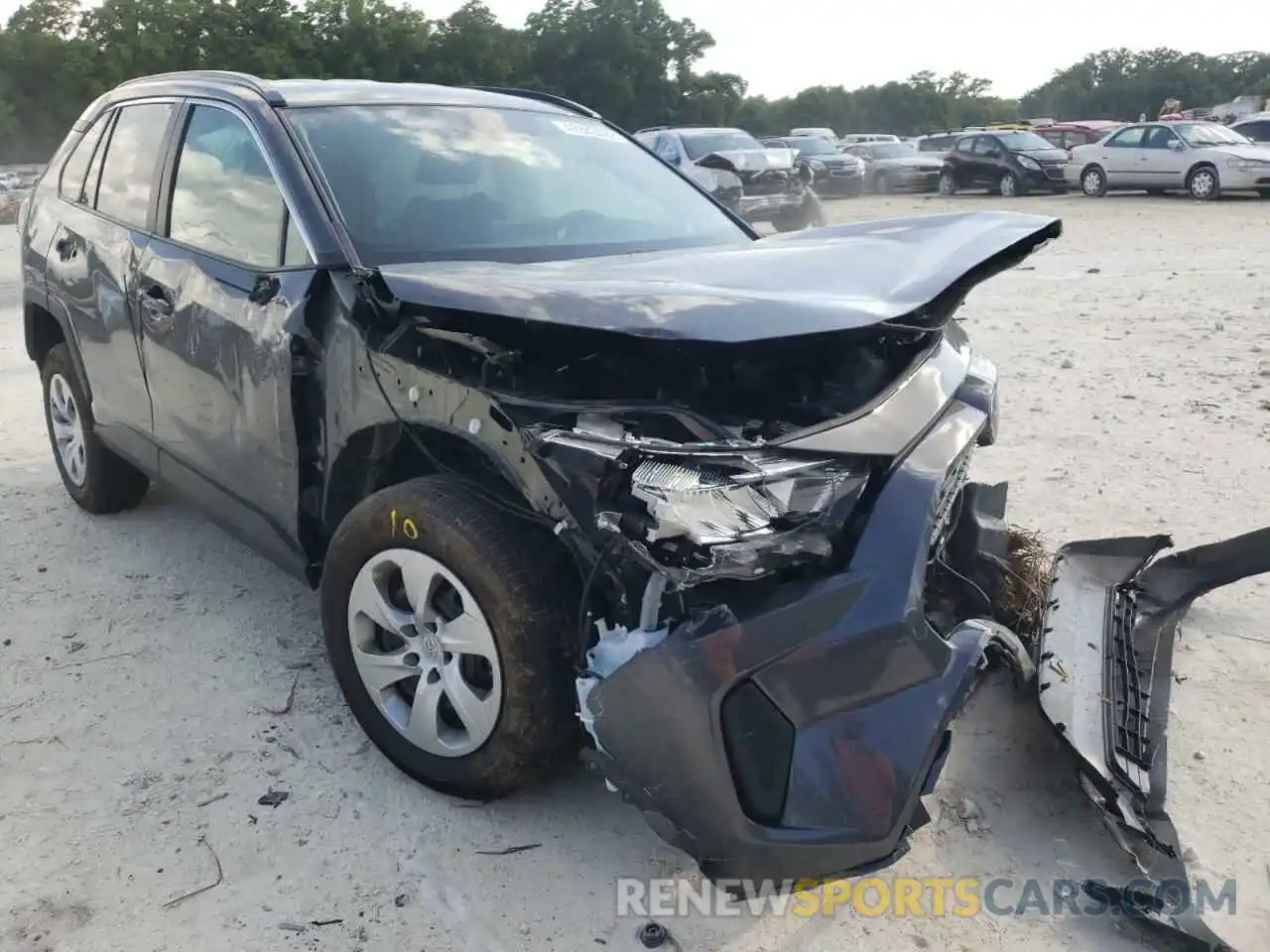 1 Photograph of a damaged car 2T3H1RFV2MC146278 TOYOTA RAV4 2021