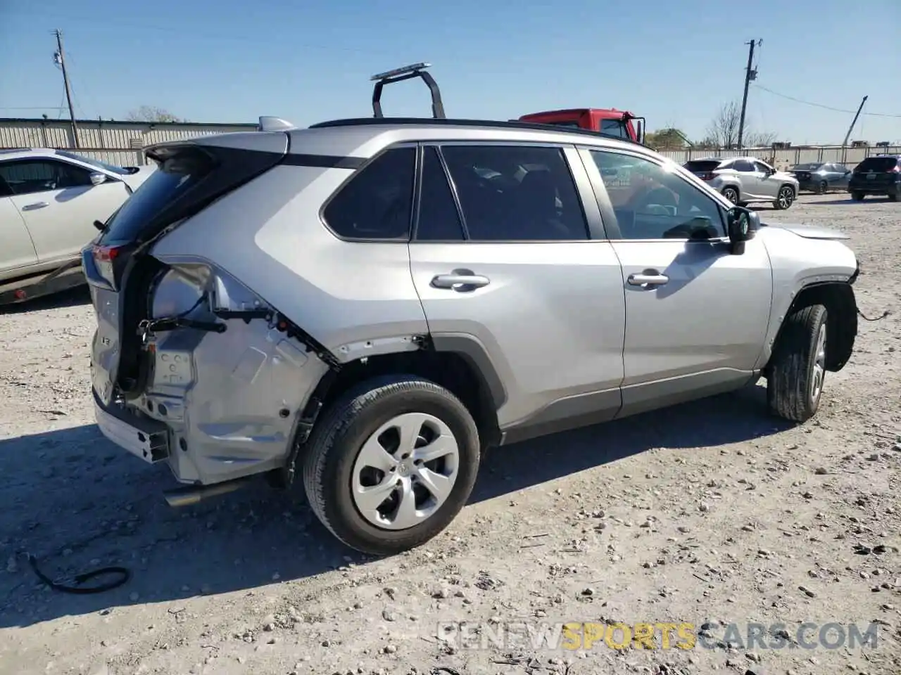 3 Photograph of a damaged car 2T3H1RFV2MC150301 TOYOTA RAV4 2021