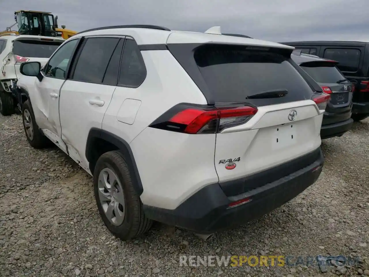 3 Photograph of a damaged car 2T3H1RFV2MC152436 TOYOTA RAV4 2021