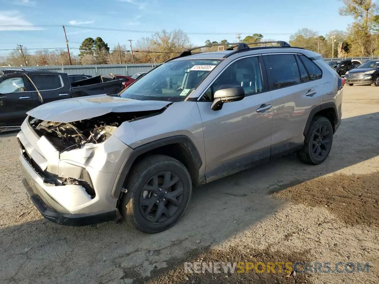 1 Photograph of a damaged car 2T3H1RFV2MC162352 TOYOTA RAV4 2021
