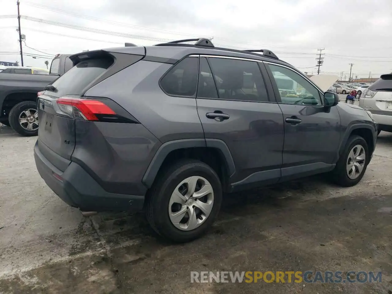 3 Photograph of a damaged car 2T3H1RFV2MC165431 TOYOTA RAV4 2021