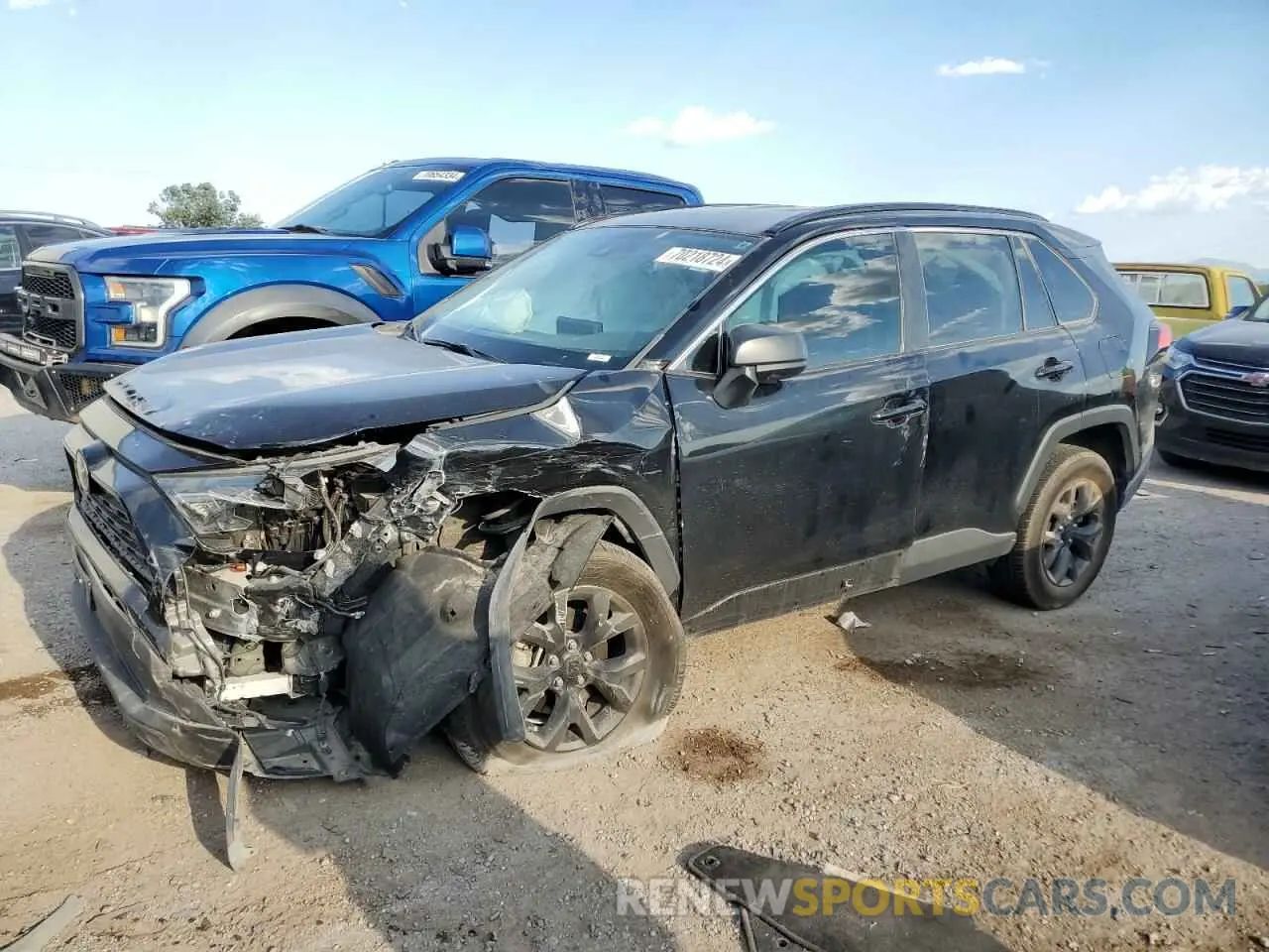 1 Photograph of a damaged car 2T3H1RFV2MC166790 TOYOTA RAV4 2021