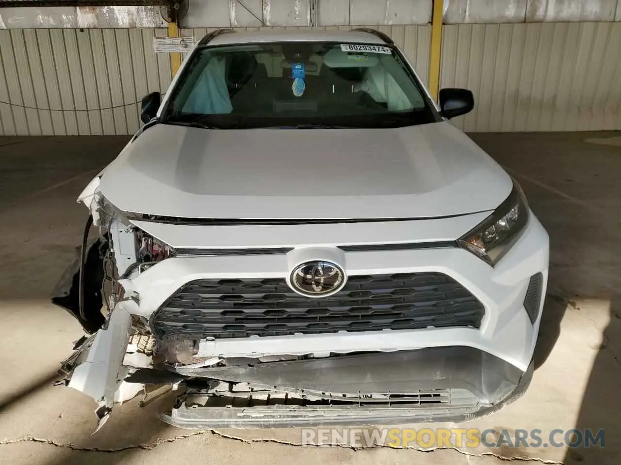 5 Photograph of a damaged car 2T3H1RFV2MW130354 TOYOTA RAV4 2021