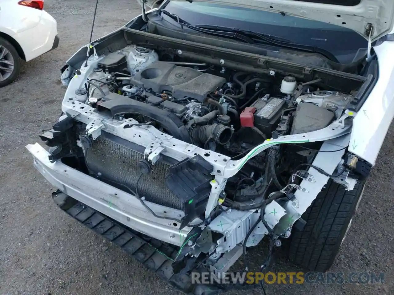 9 Photograph of a damaged car 2T3H1RFV2MW141466 TOYOTA RAV4 2021