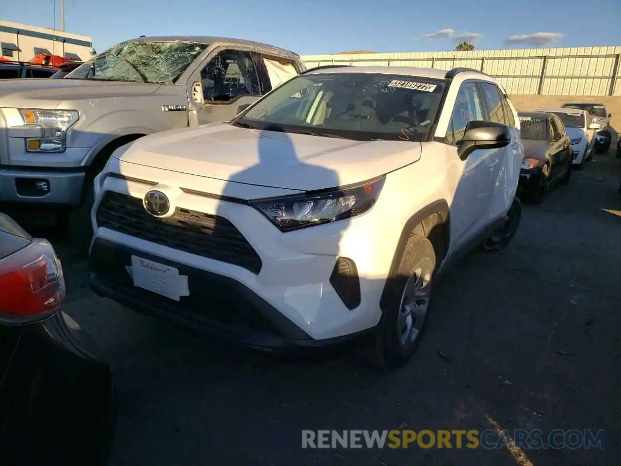 2 Photograph of a damaged car 2T3H1RFV2MW149843 TOYOTA RAV4 2021