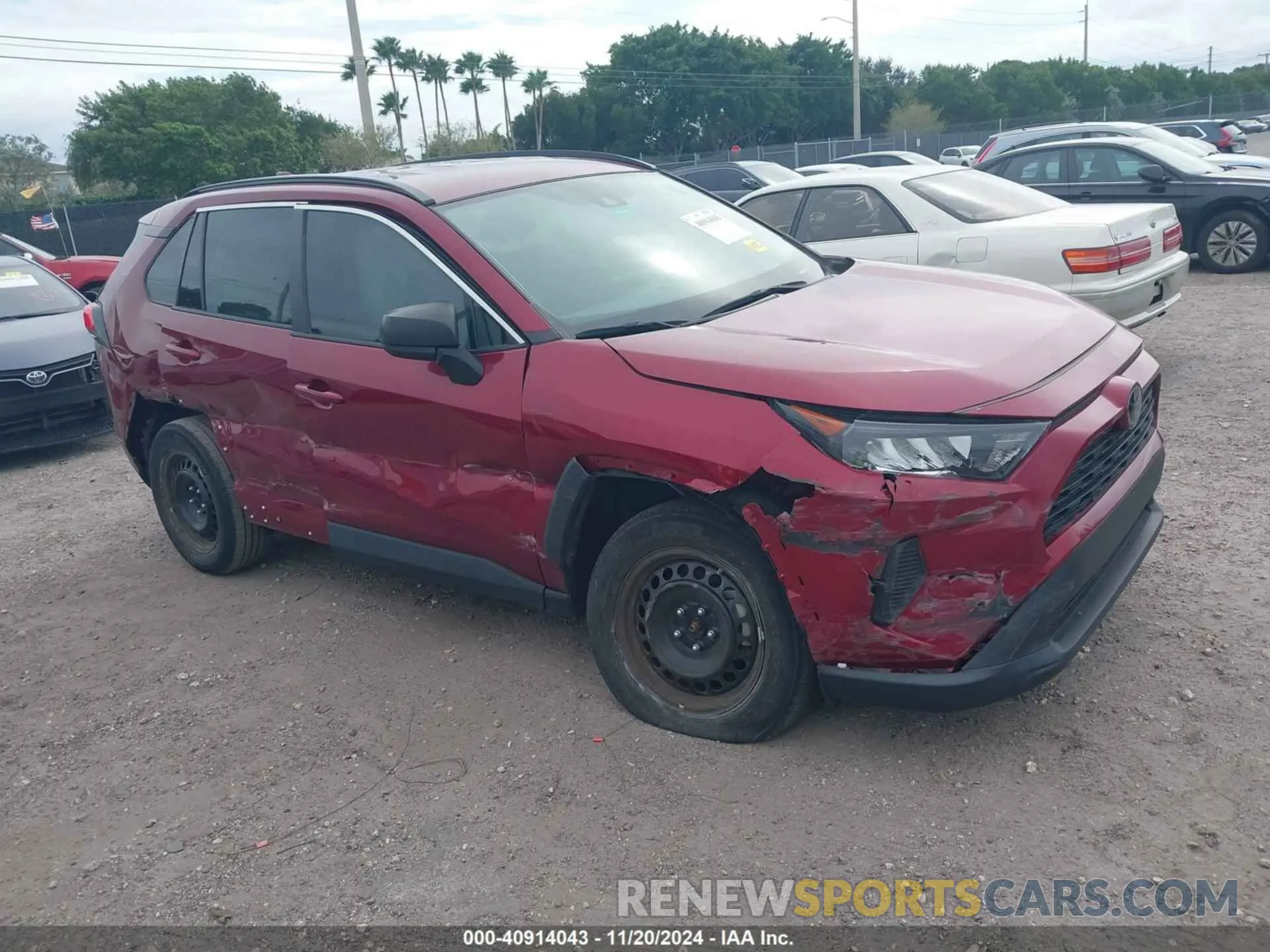 1 Photograph of a damaged car 2T3H1RFV2MW166061 TOYOTA RAV4 2021