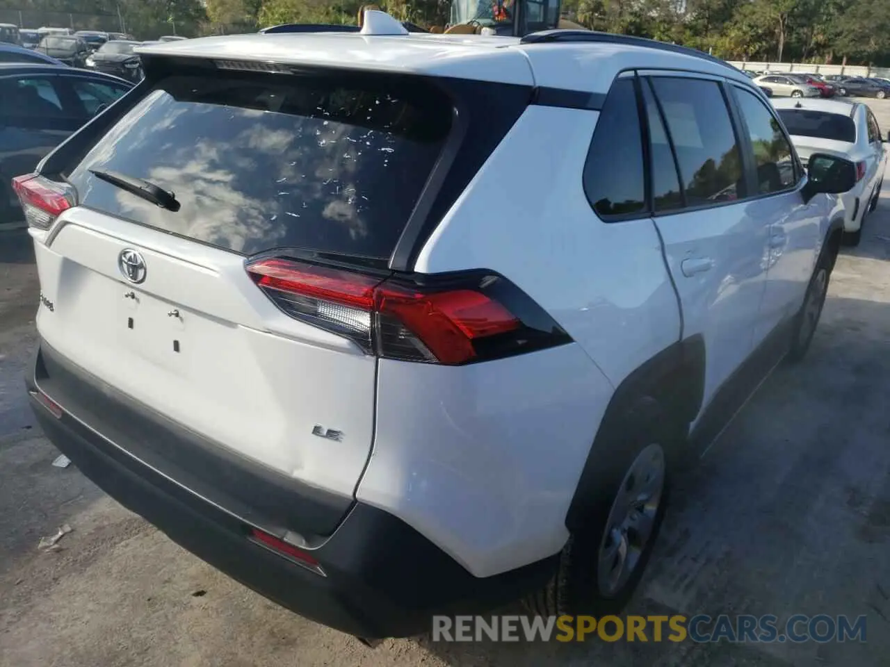 3 Photograph of a damaged car 2T3H1RFV2MW166108 TOYOTA RAV4 2021