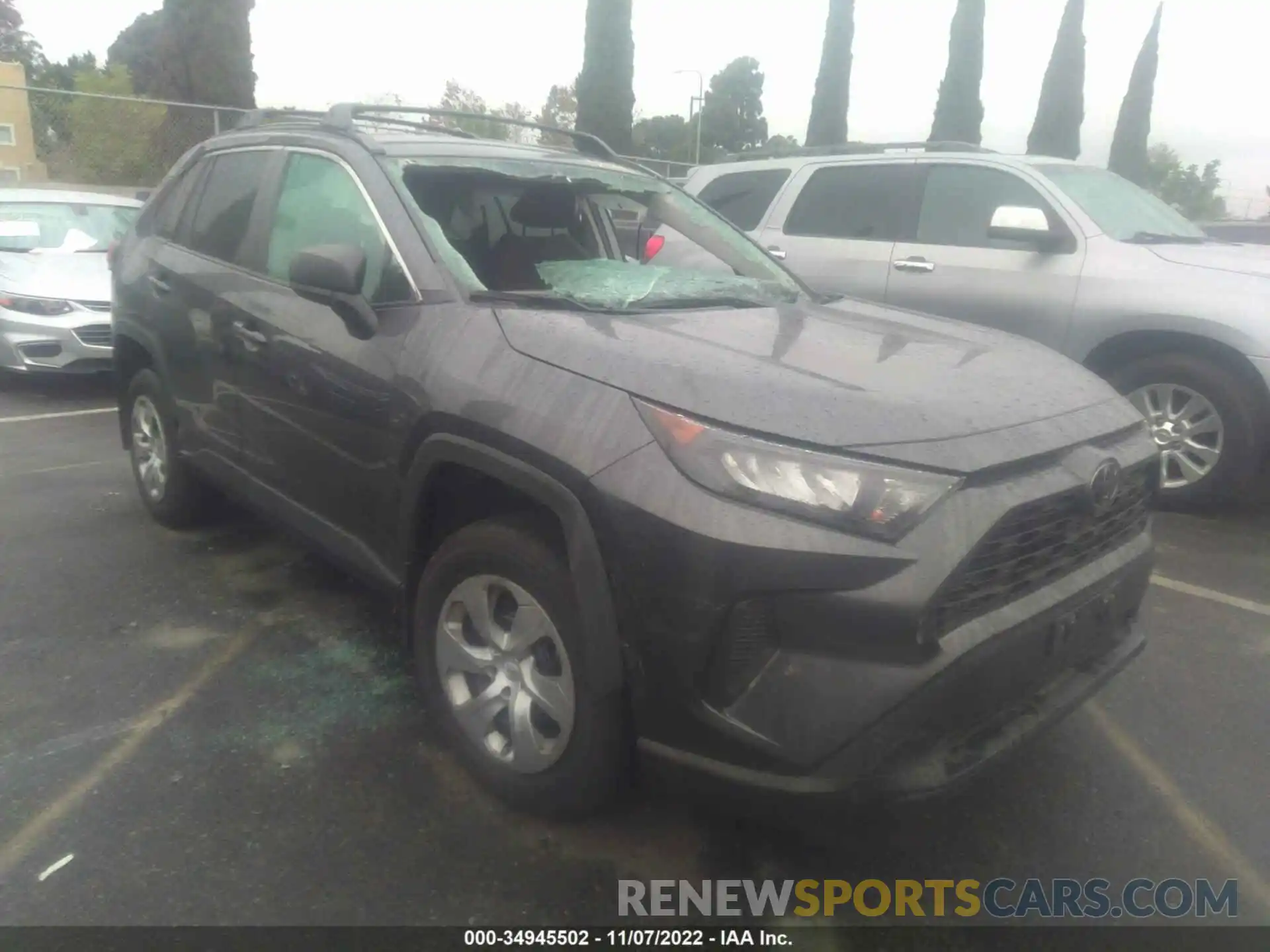 1 Photograph of a damaged car 2T3H1RFV3MC089931 TOYOTA RAV4 2021