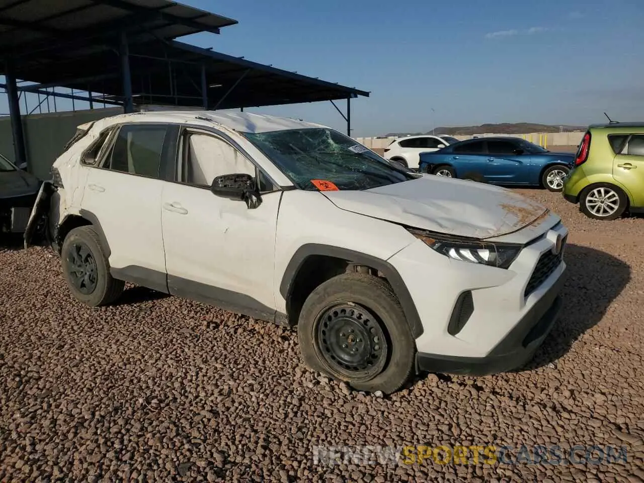 4 Photograph of a damaged car 2T3H1RFV3MC093042 TOYOTA RAV4 2021