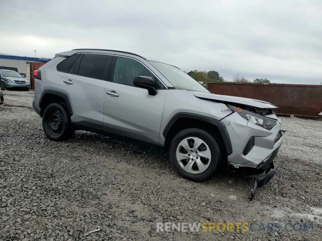 4 Photograph of a damaged car 2T3H1RFV3MC096264 TOYOTA RAV4 2021