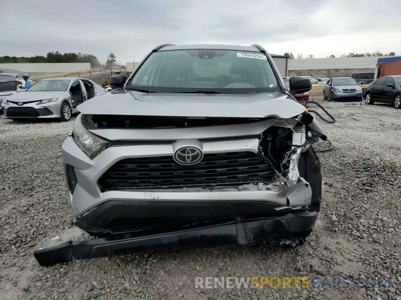 5 Photograph of a damaged car 2T3H1RFV3MC096264 TOYOTA RAV4 2021