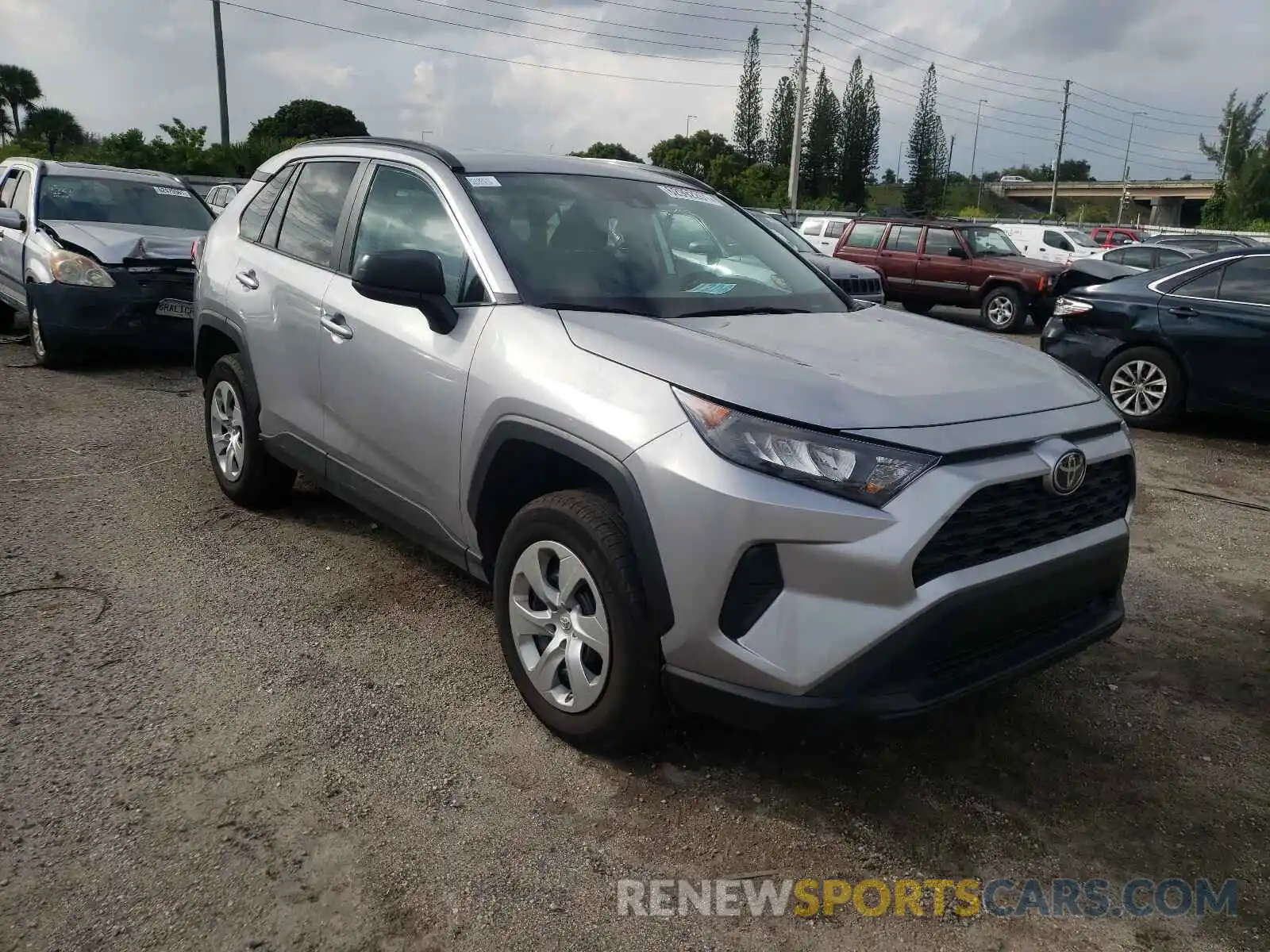 1 Photograph of a damaged car 2T3H1RFV3MC106839 TOYOTA RAV4 2021