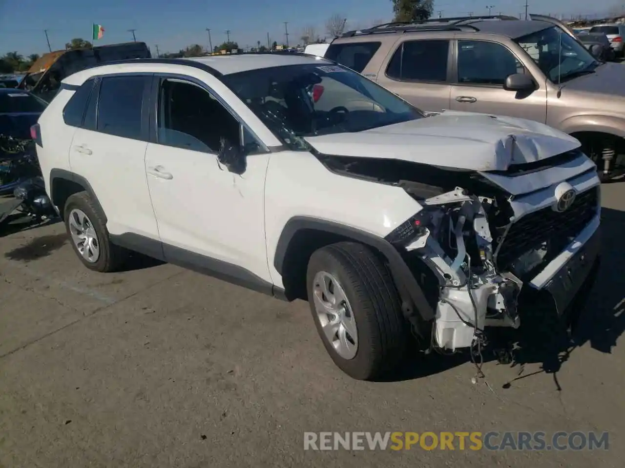 4 Photograph of a damaged car 2T3H1RFV3MC120143 TOYOTA RAV4 2021