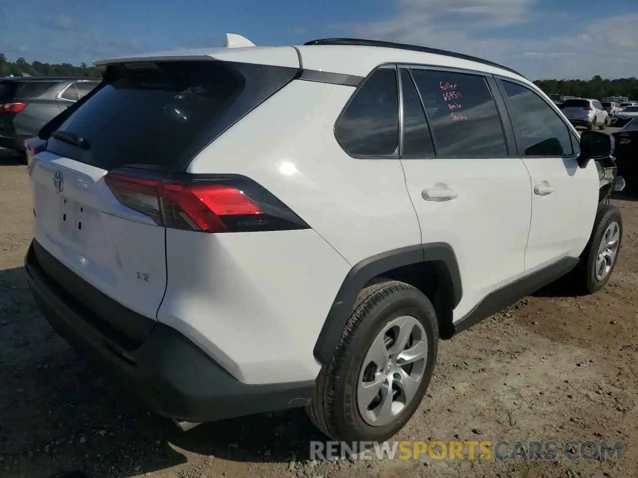 4 Photograph of a damaged car 2T3H1RFV3MC153014 TOYOTA RAV4 2021