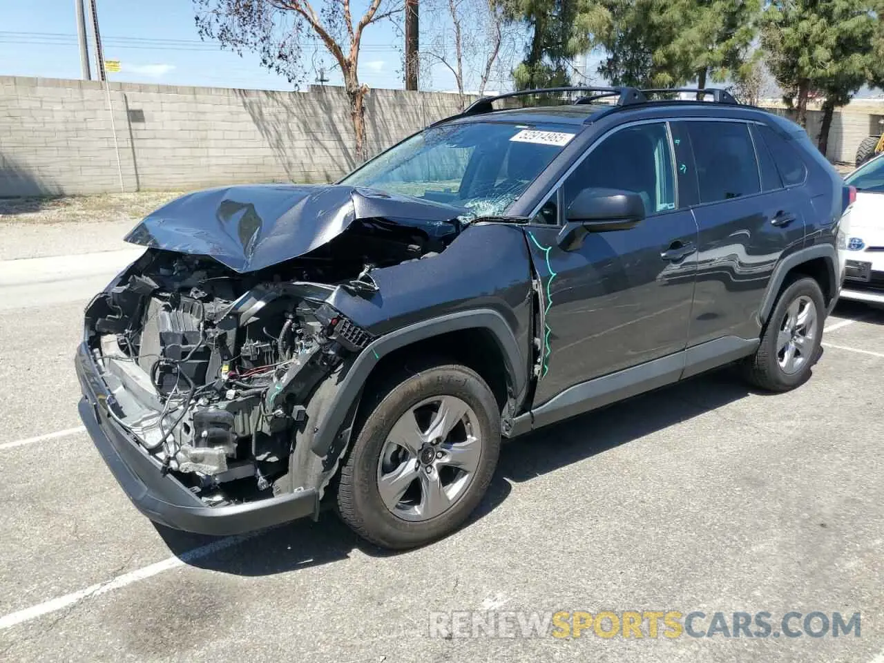 1 Photograph of a damaged car 2T3H1RFV3MC165938 TOYOTA RAV4 2021